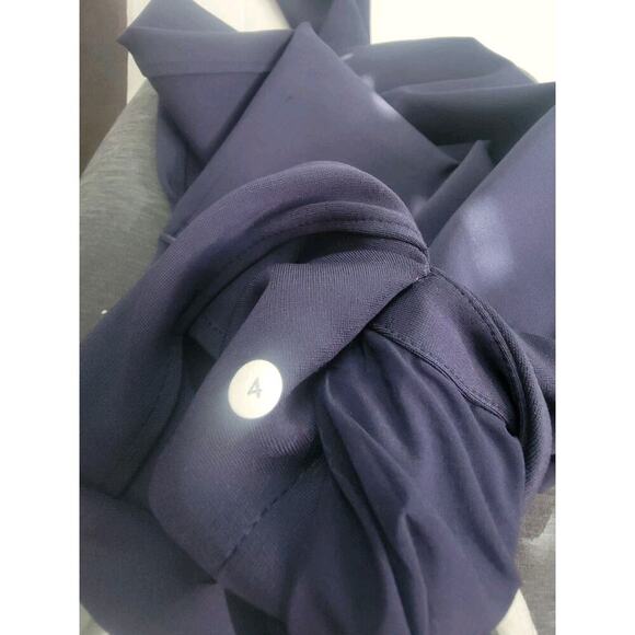 Lululemon SZ 4 City Trek Trouser Pants Mid Rise Blue Reflective Hem - Picture 5 of 8